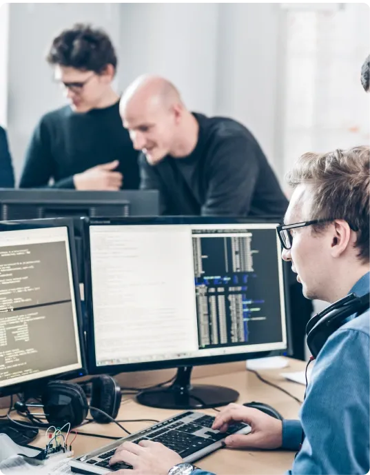 Unlocking Business Growth with Custom Software Development: A Smart Move for CEOs and CTOs